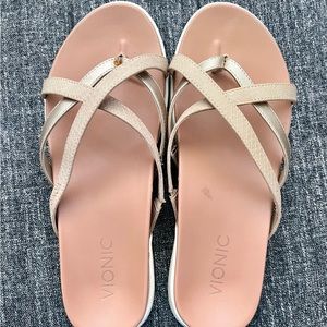 Rose Gold Vionic Sandals sz 8